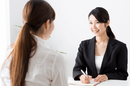 美容サロンオーナーと面談