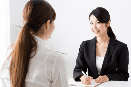 美容サロンオーナーと面談