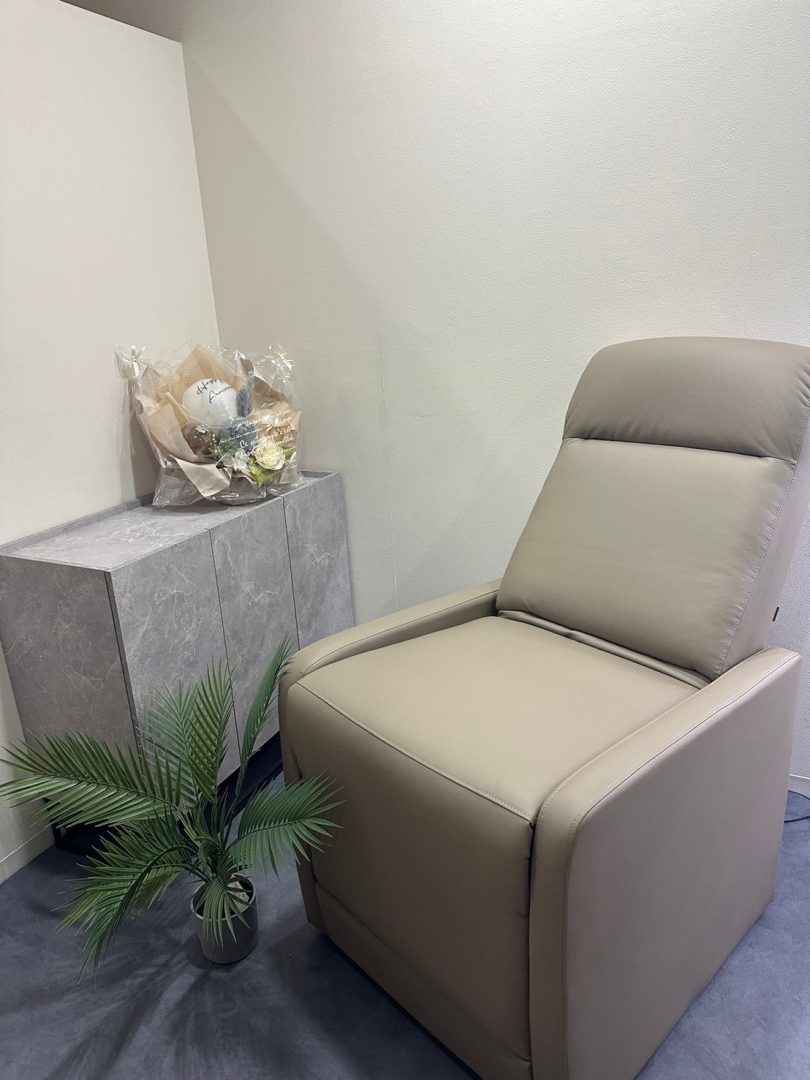 eyelash salon  IRISE